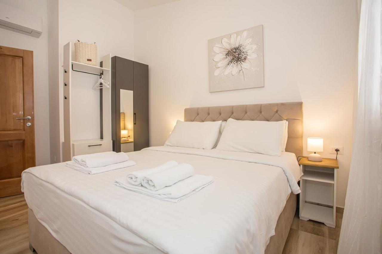 Holiday Home Camellia Poreč Eksteriør billede