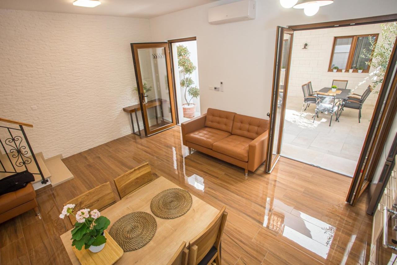 Holiday Home Camellia Poreč Eksteriør billede